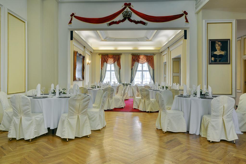 Hotel Dwór Polski Breslavia Exterior foto